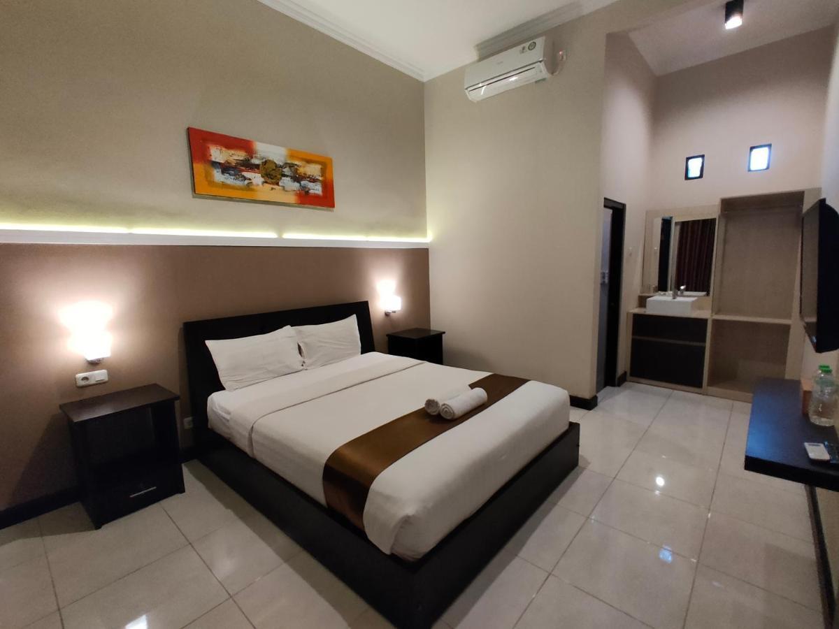 Hotel Orizatha Mataram Buitenkant foto